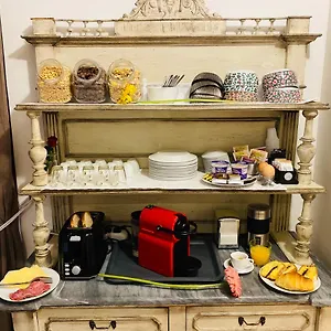 Domus Popolo Bed & Breakfast